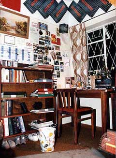 KYLE'S RES ROOM AT ADAMSON HOUSE, 1986