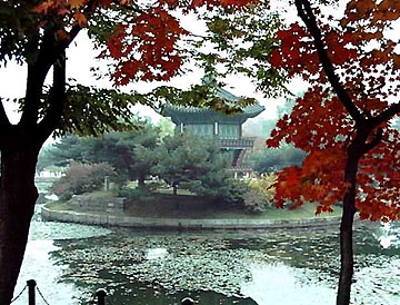 KYEONGBOK PALACE, SEOUL, 2002